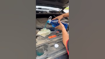 Đổ nhầm nước rửa kính vào nước làm mát xe em :(( #nguyenvanduc #travel