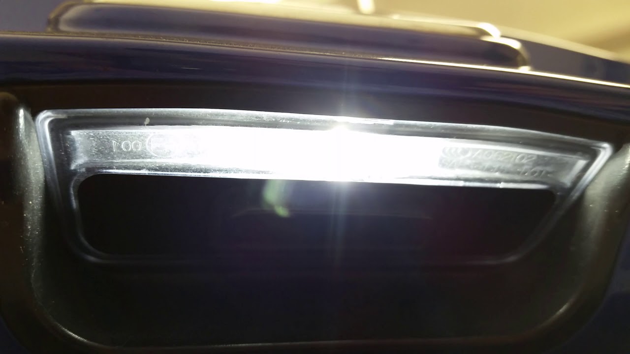 2018 honda accord license plate light