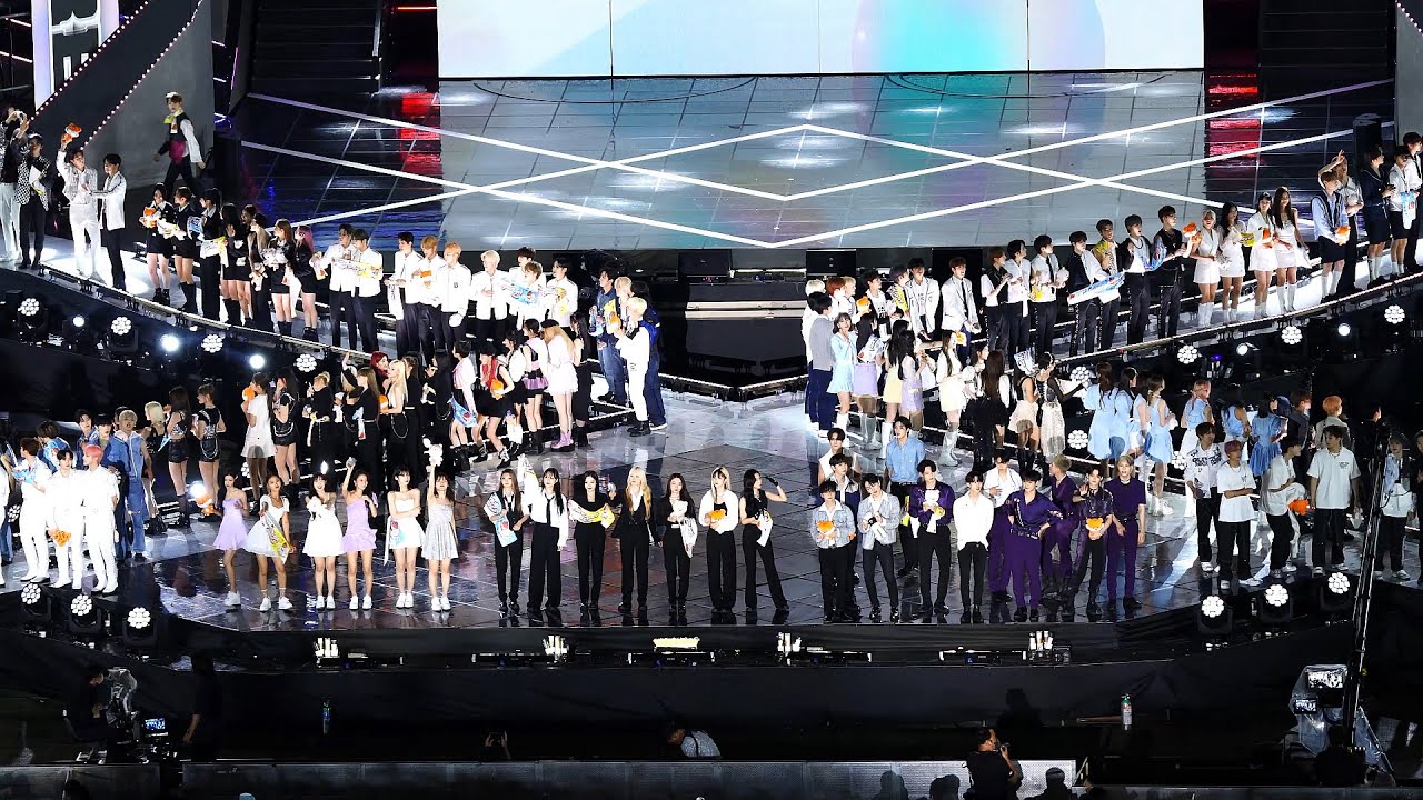 드림콘서트 Dream Concert 엔딩 Ending IVE, NMIXX, Kep1er, NCT Dream, Red Velvet, OH MY GIRL, STAYC fancam