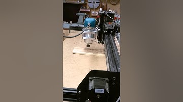 Makita RT0700CJ mounted on a John Scherer mount on the XCarve.