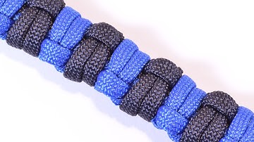 How to Make a Modified Half Hitch Paracord Survival Bracelet - BoredParacord