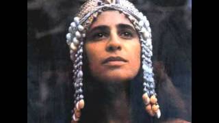 Video thumbnail of "Maria Bethânia - As Ayabás"