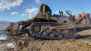 Huge Komatsu D475 Bulldozer Ripping Hard Rock For 1 Hour - Mega Machines Movies