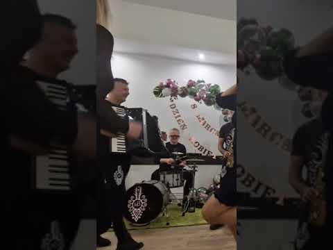 Ale kobitki tańczą