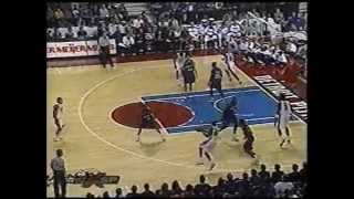 Jerry Stackhouse Cooks Richard Hamilton For 28 Points In 27 Minutes