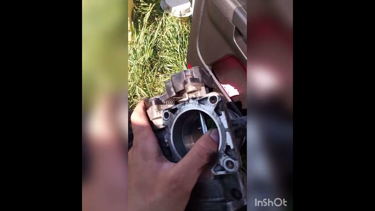 Как почистить дроссельную заслонку на машине (GEELY EMGRAND EC7) - YouTube