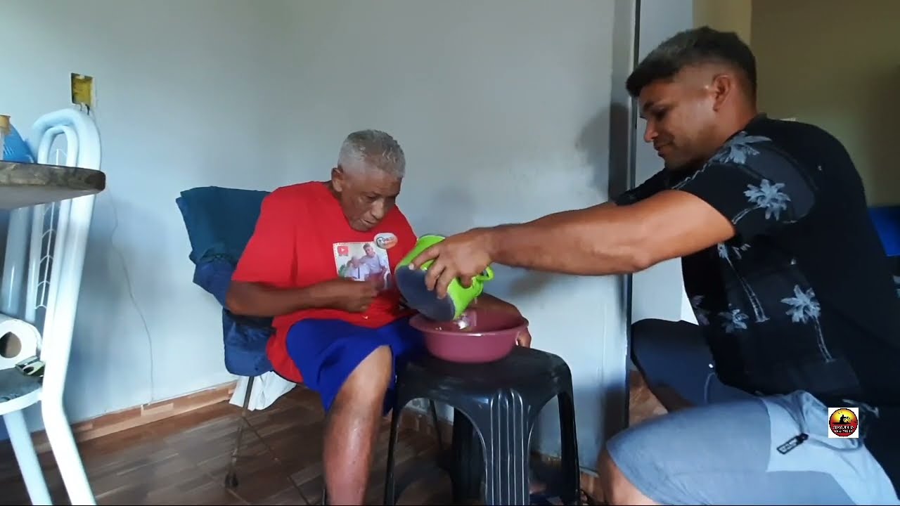 Patonho e chaguinha pescador almoçando sarapó, e aquele sono na rede