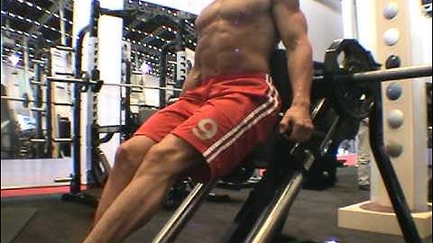 www.modeltrainers.com Calves Machine Linear Calf Raise Exclusive Video By www.onefitbod.com