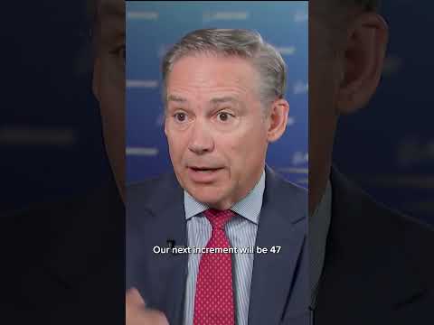 Boeing CEO says 'all systems are go' to increase 737 production as company narrows loss
