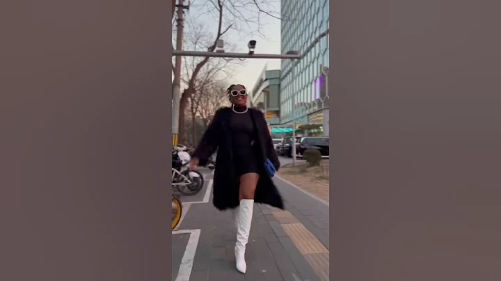 Hello #fashion #youtubeshorts #beijing