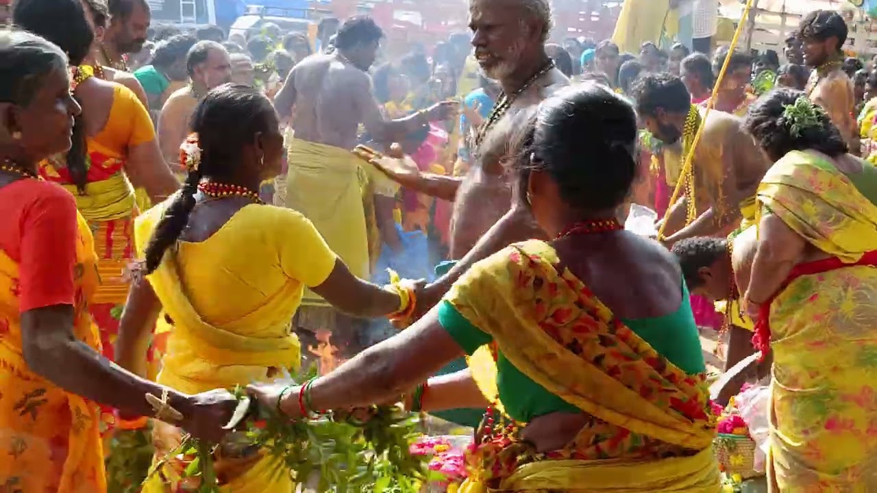 இருக்கன்குடி பாதயாத்திரை தீச்சட்டி