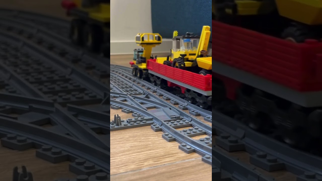 Lego city red cargo train 3677