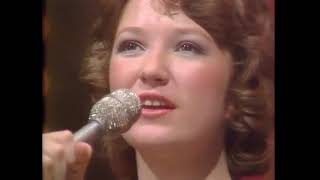 Watch Tanya Tucker I Believe The South Is Gonna Rise Again video