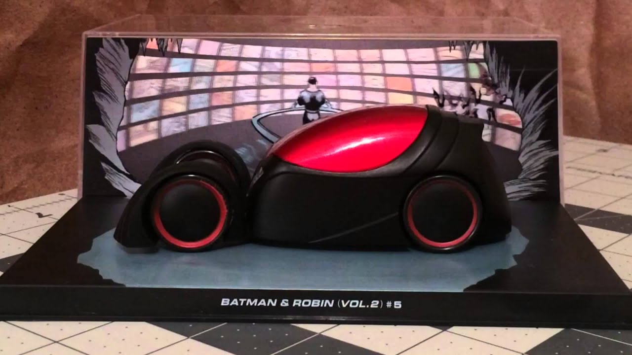Fly Boyがバットマンに扮した作品 calling All cars Fly Boyが