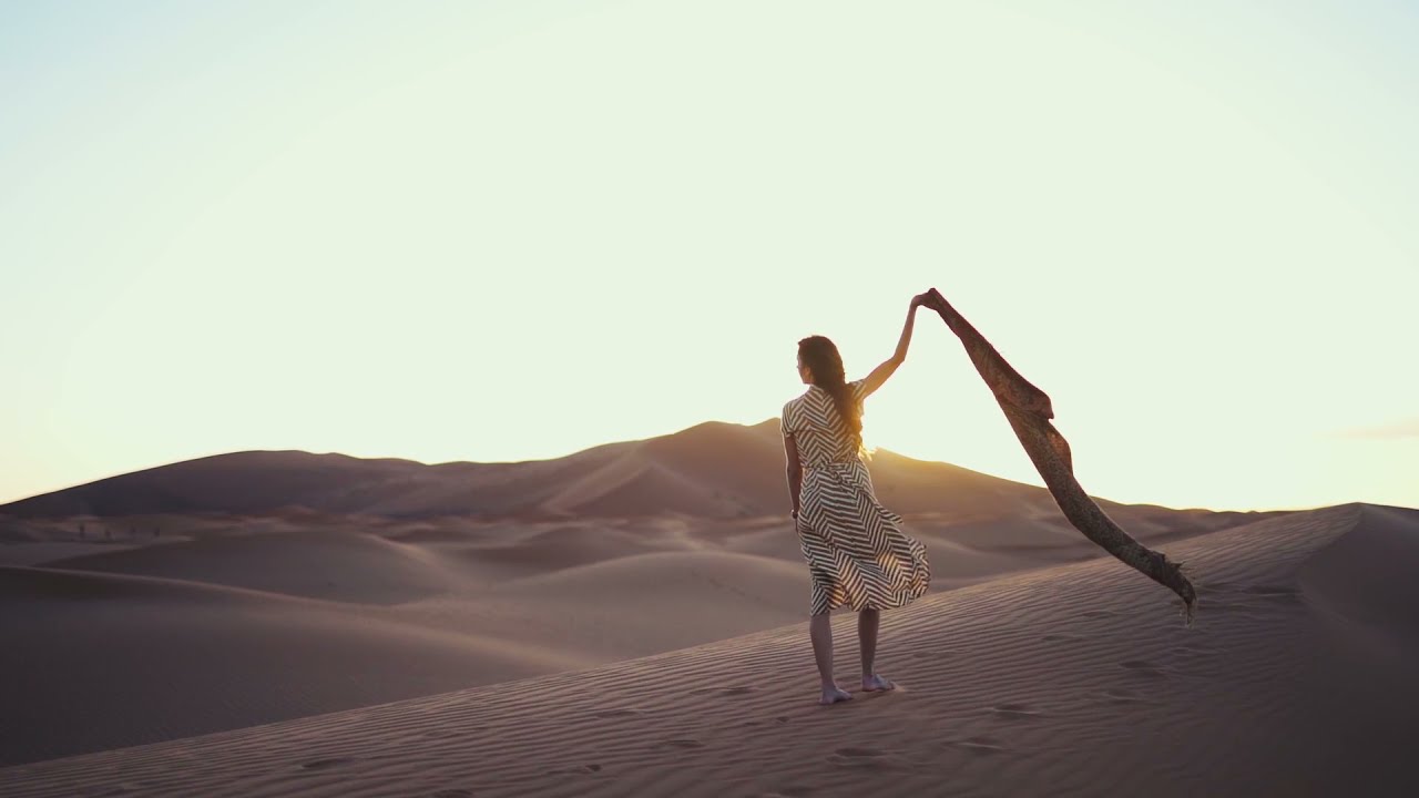 Serap Yenici - Uzun İnce Bir Yoldayım (Official Video) 