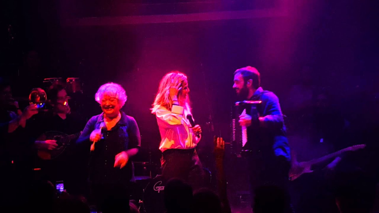 Hotel Ερμού 'Aννα Βίσση Τάνια Τσανακλίδου 26.02.2016 Μην τον ρωτάς τον ουρανό