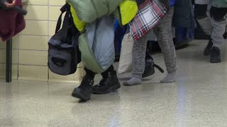 Houston points people to overflow shelters as cold, rainy weather threatens homeless
Houston points people to overflow shelters as cold, rainy weather threatens homeless Houston points people to overflow shelters as cold, rainy weather threatens homeless