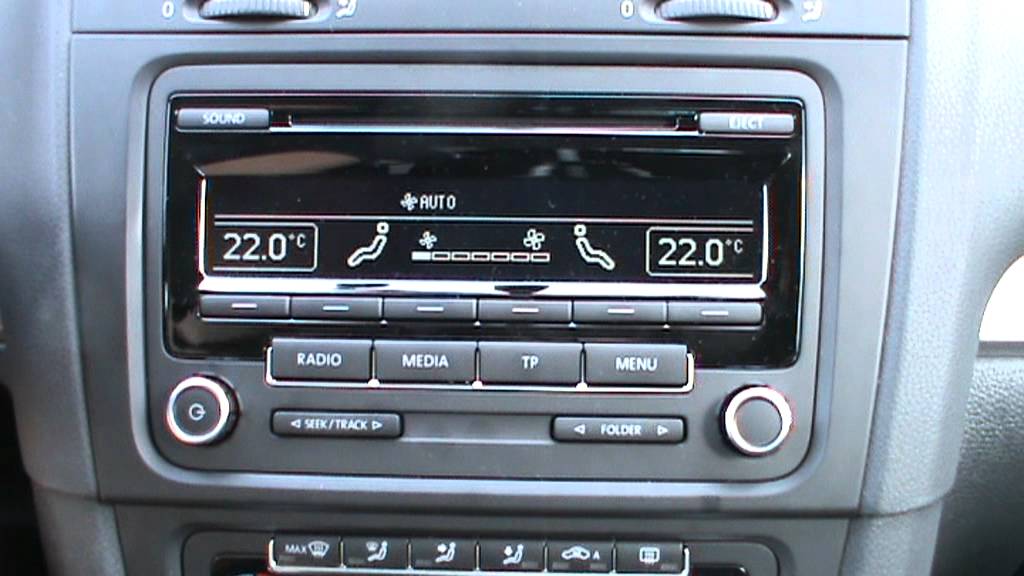  VW RCD Blutooth, sensores de aparcamiento y pantallas climáticas en el Golf VI