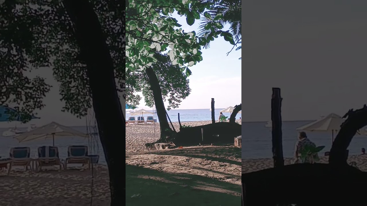 Enjoying afternoon drink on Playa Sosúa. 