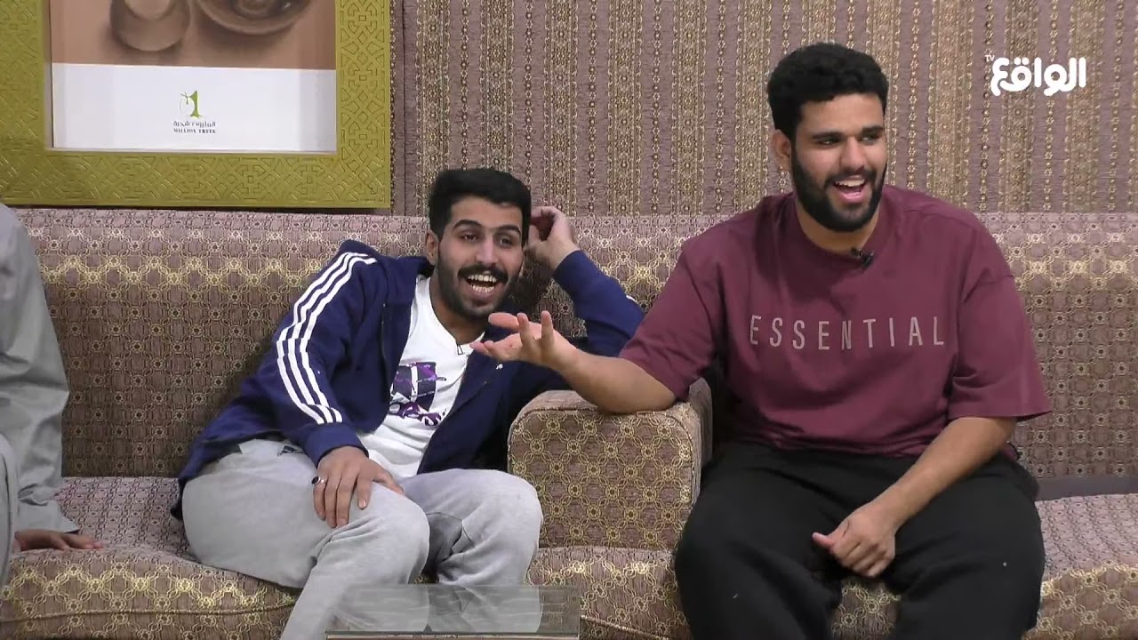 طقطقة الشباب على بعض #البزنس19