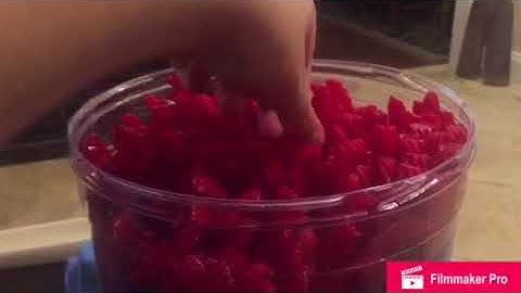 Red vines commercial