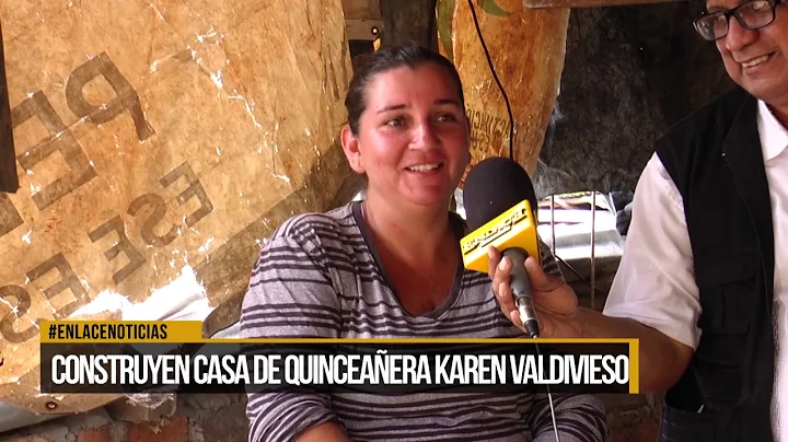 Construyen casa de quinceaera Karen Valdivieso