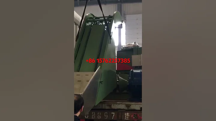 Rubber bucket elevator loading the container with the 110L rubber kneader