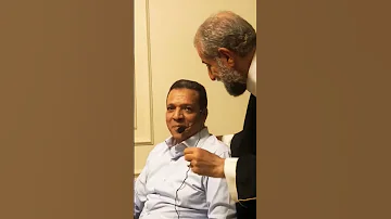 الشيخ طارق عبد الباسط عبد الصمد ابن أعظم القراء في العالم مع الشيخ مسعد عيسي لقاء بعد صلاه الجمعه 