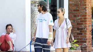 EXCLUSIVE - Kate Hudson's Growing Baby Bump Is Unmistakable