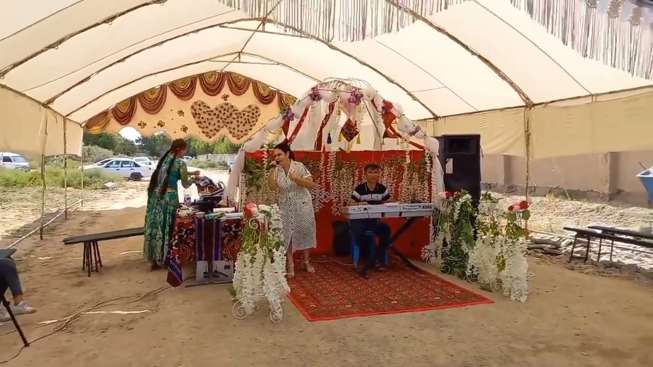 Әтештерді соратын қарттардың қатысуымен онлайн порно