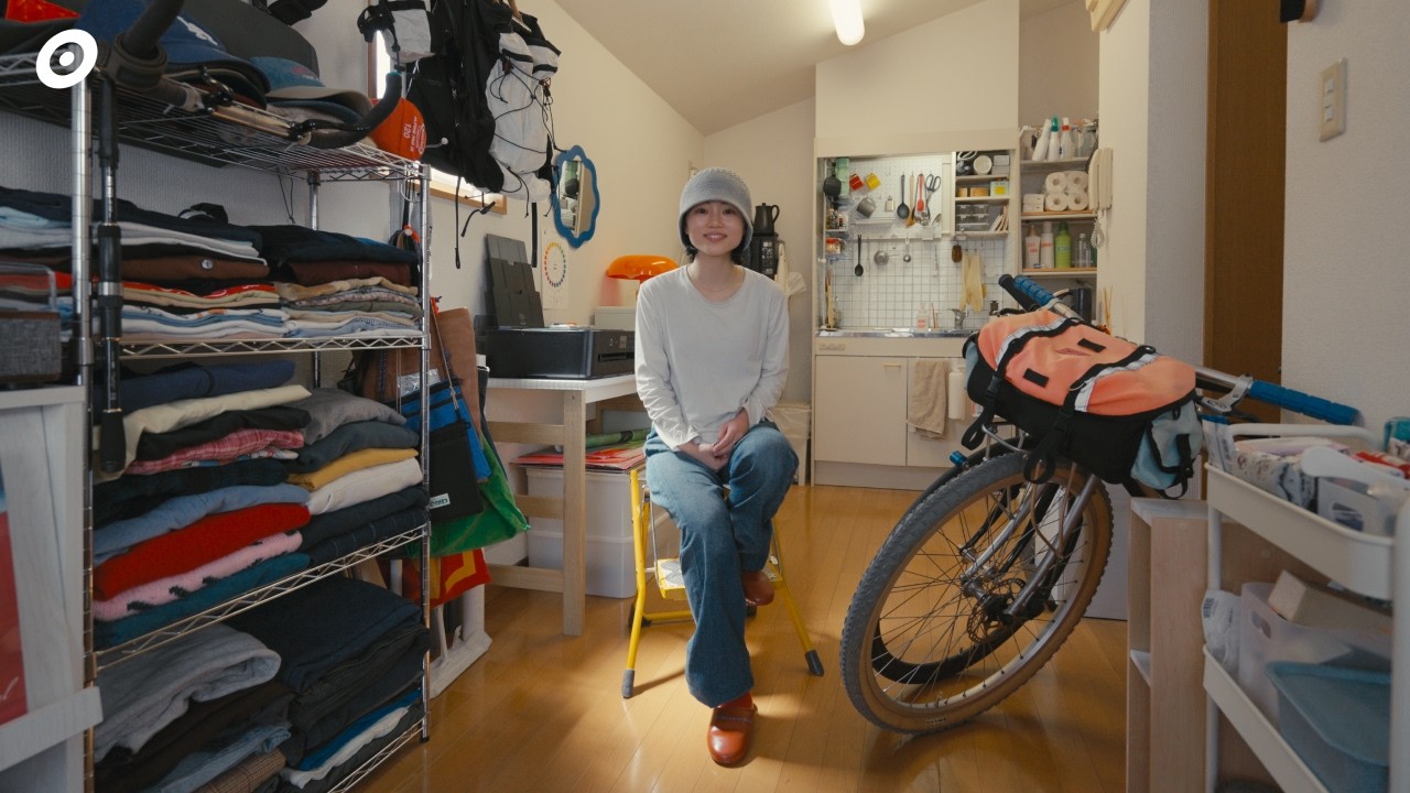 【ルームツアー】家賃7万・27歳看護師｜呑みながら料理する生活感そのままの1R！夜間はデザイン学生で趣味はカスタムピスト
