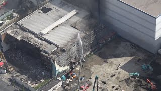 解体中工場で火事、黒煙 千葉・船橋、けが人なし