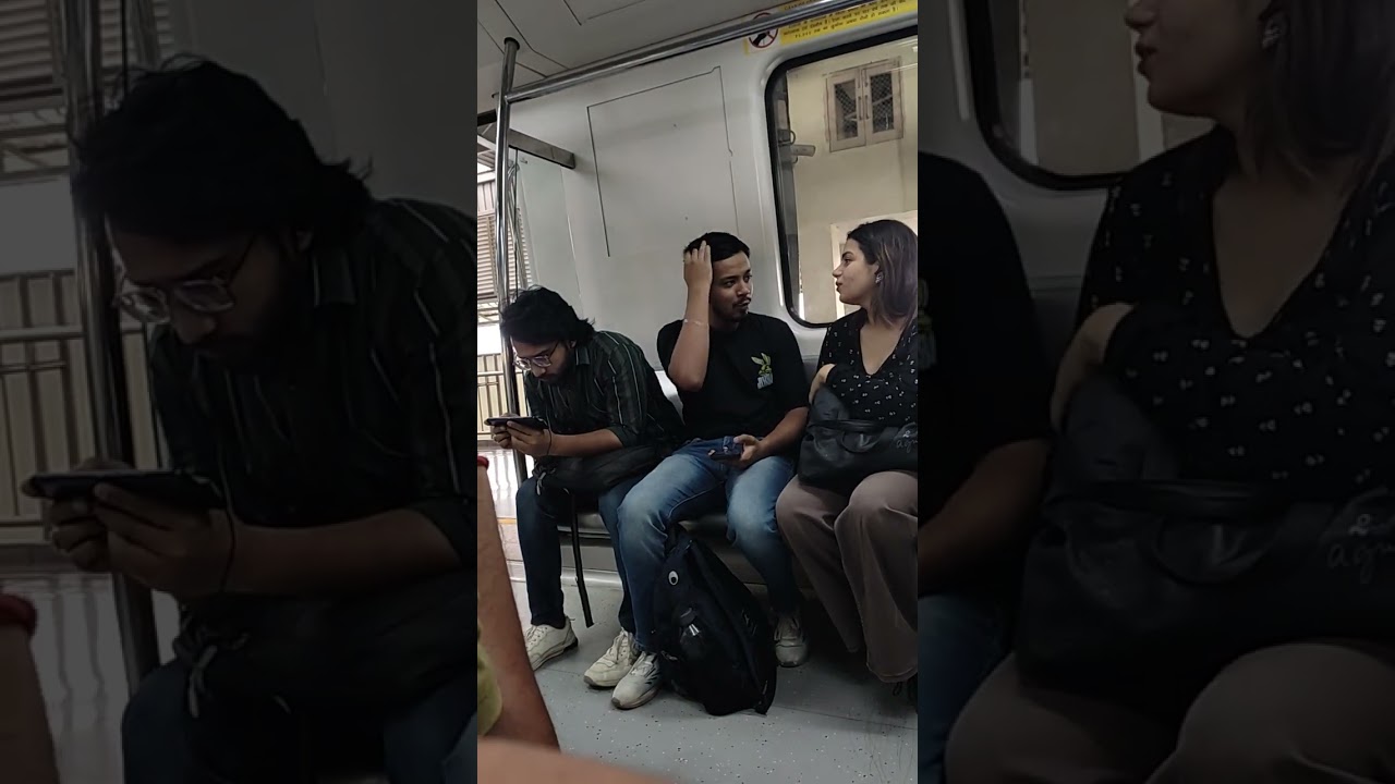 Delhi metro mein hota hai yah sab