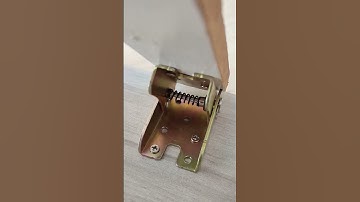 90 Degree Self-locking Folding Hinge: it