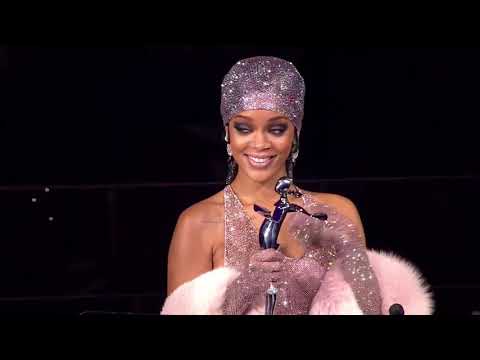 Video: Rihanna Menghasilkan Berjuta-juta Dengan Garis Soleknya