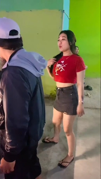 viral lc karaoke cantik bohay hot #fyp #viral #shorts