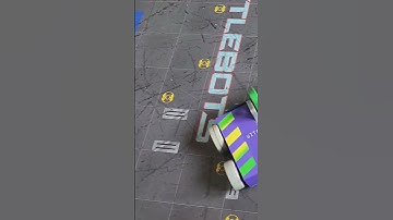 Witch Doctor vs Beta! Full screen video on channel #battlebots #hexbugbattlebots #witchdoctor #beta