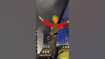 Thumbnail of That moment when Billie Joe Armstrong takes the stage. It just hits different every single time