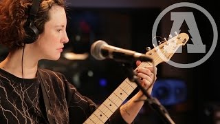 Esmé Patterson - Never Chase a Man - Audiotree Live chords