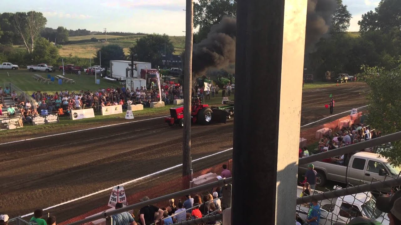 Leigh nebraska tractor pull YouTube