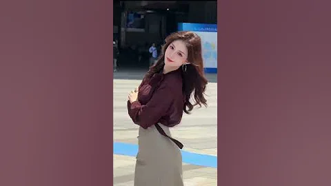 Beautiful Girl Street Fashion | Ep 2530#shorts #beautifulgirl #streetfashion #chinesefashion #beauty