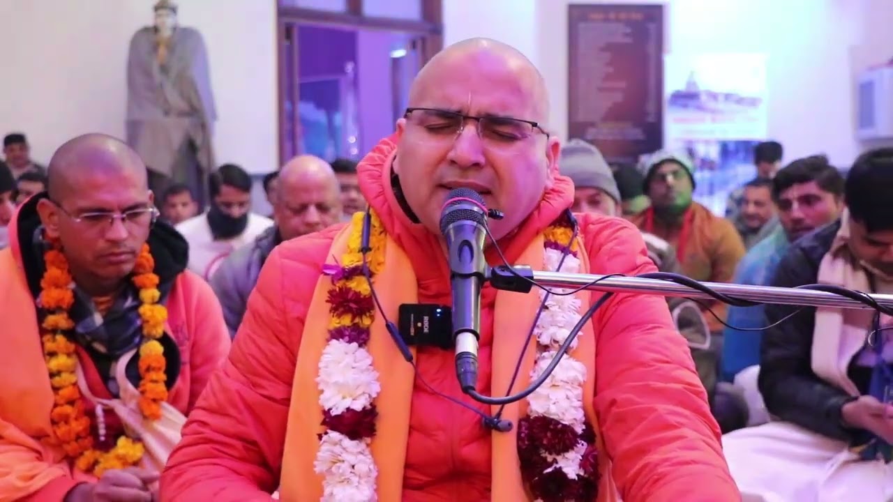 New Year 2022 Kirtan | Sundar Gopal Prabhu Ji at ISKCON Ghaziabad