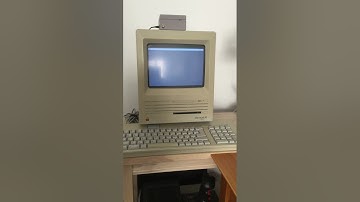 #marchintosh Macintosh SE bootup with MiniScribe sounds