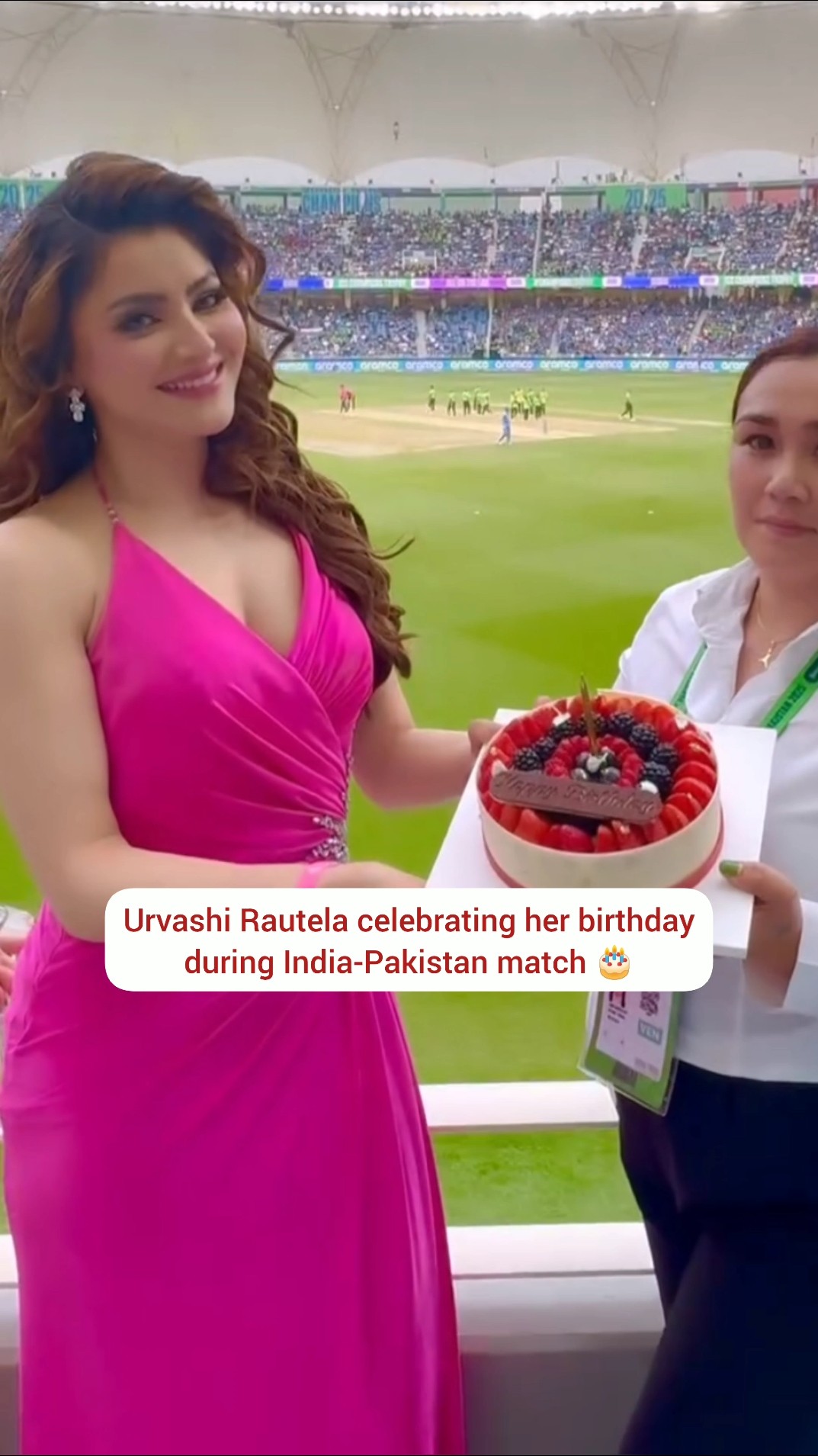 #urvashirautela got the best birthday gift ??❤️ #filmykalakar
