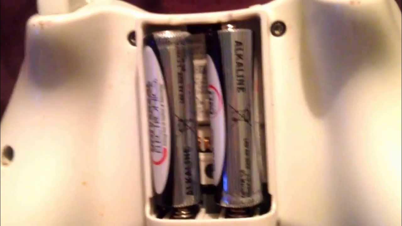 How to play your xbox 360 controller without battery pack YouTube