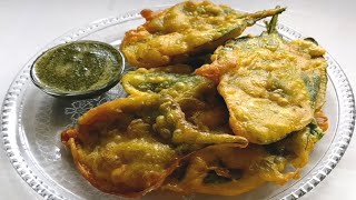 Palak Pakoda With Green Spicy Chutney पालक पकोडा Palak Bhaji spinach fritters Market ka Palak Pakoda