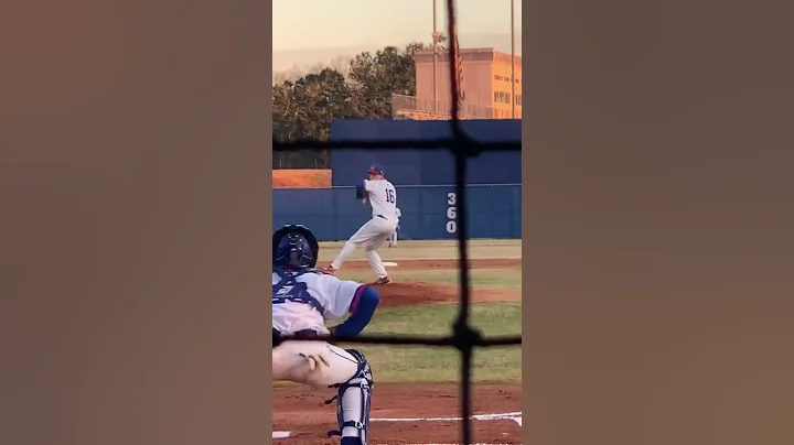Hunters pitching