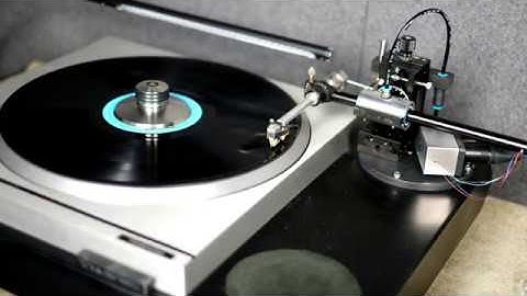 Linear tracking tonearm 2 on Technics SP10MK2
