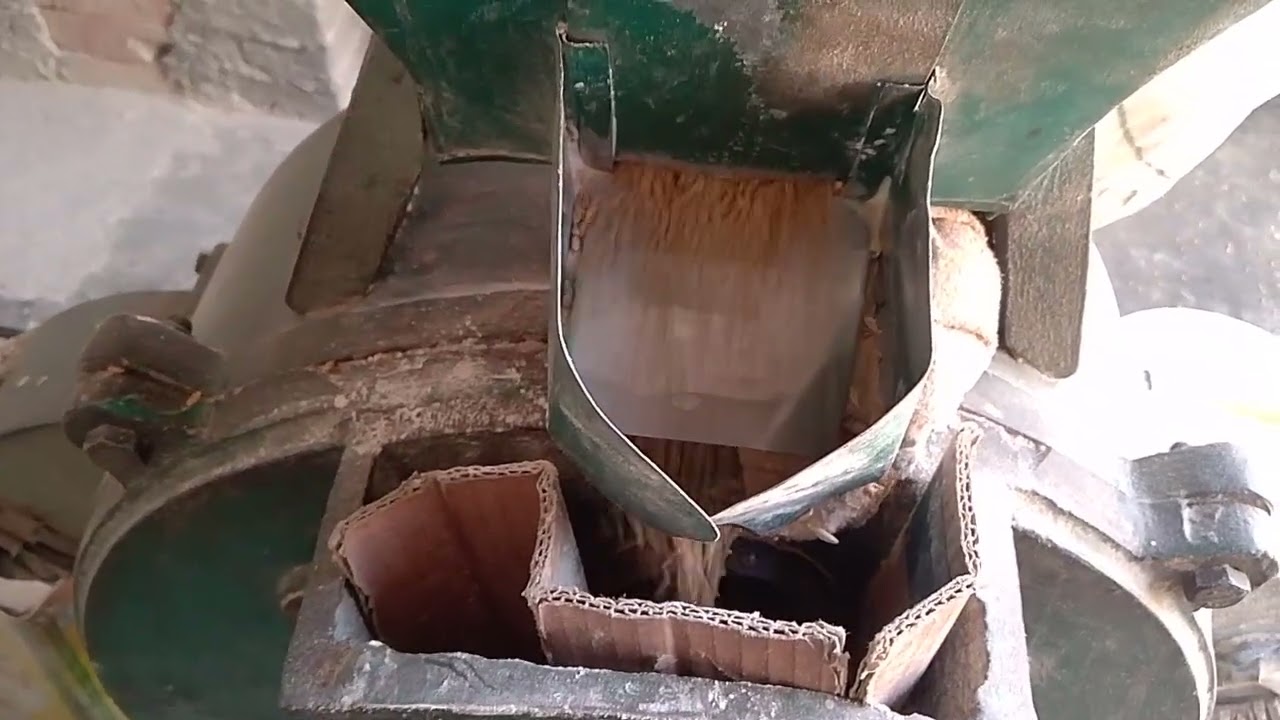 solar atta chakki spailer Tel ka #flourmillattachakki #Dubai #Indonesia #India #America #Iran #duet 