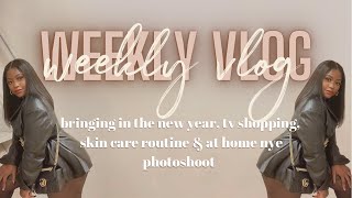 WEEKLY VLOG | NEW YEARS, TV SHOPPING, SKINCARE ROUTINE + NYE PHOTOSHOOT | LONDON NOEL